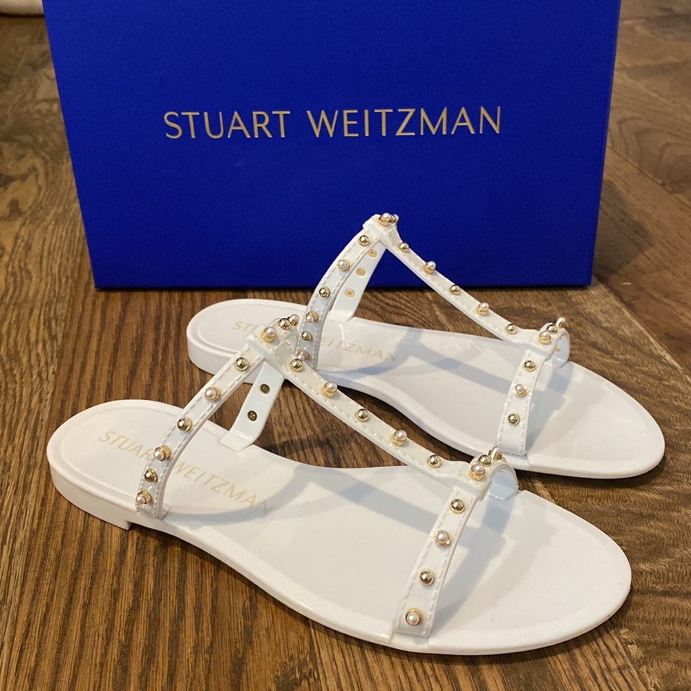 Stuart Weitzman Mellie white pearl studded jelly sandals size 6